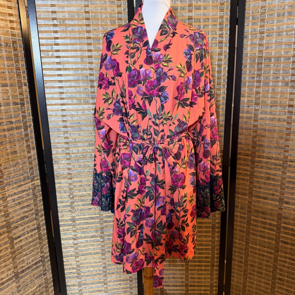 Cacique Floral Robe Women 26/28 Coral Pink Purple Long Sleeve Wrap Loungewear